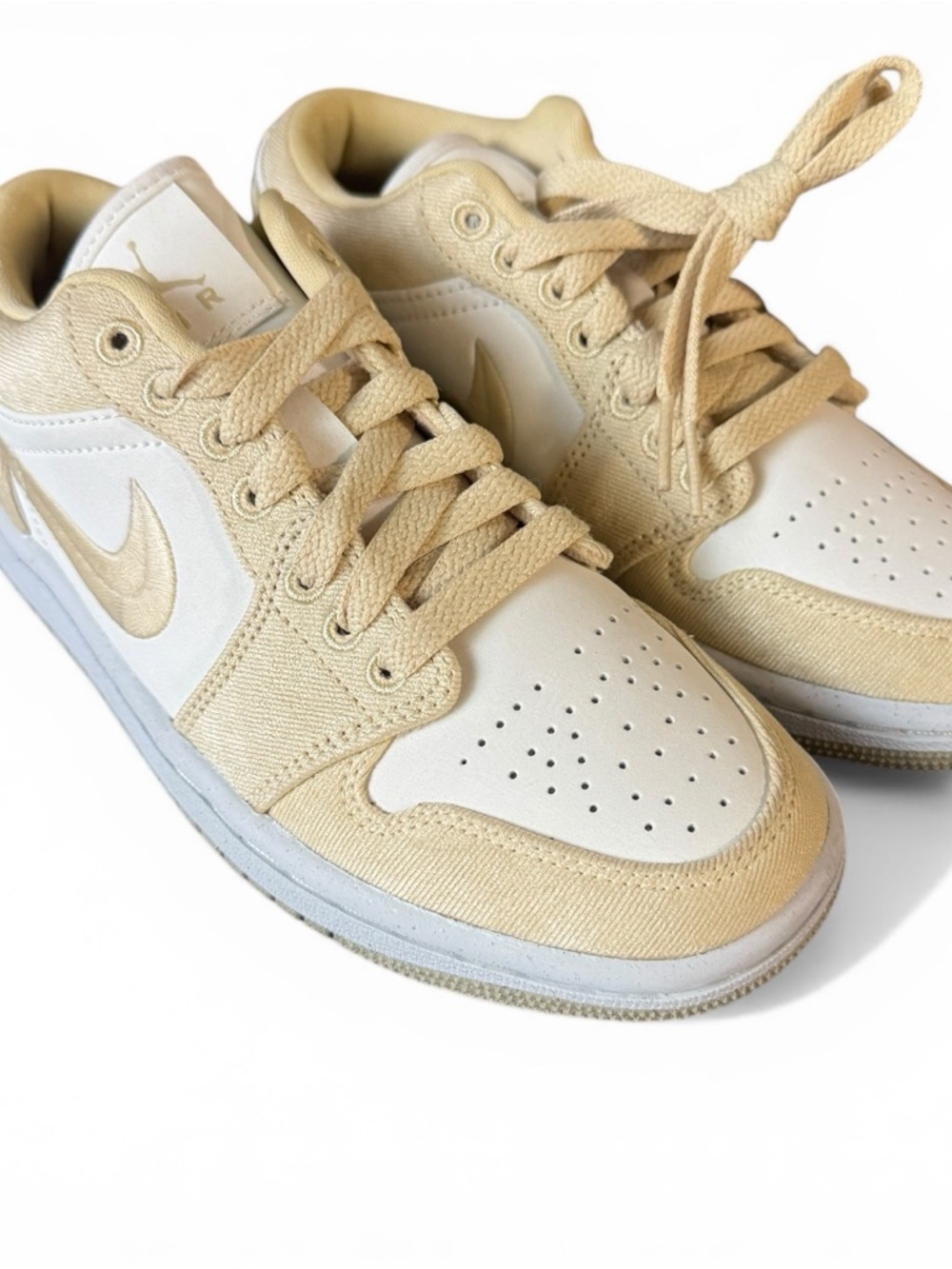 Nike Air Jordan 1 Low Team Gold Sneaker Women's Size 5 New No Box